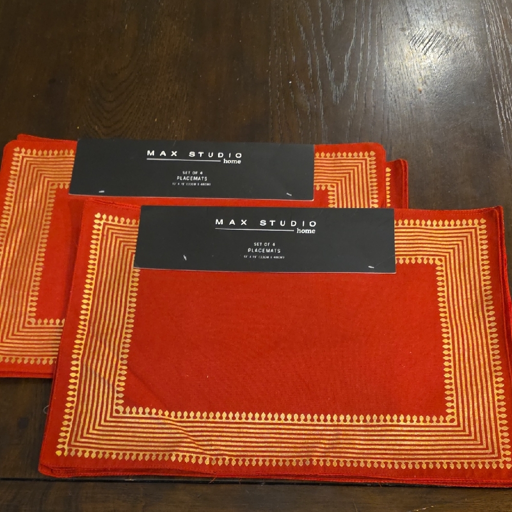 Max Studio Vibrant Red Placemats with Gold Accents 2 Sets of 4